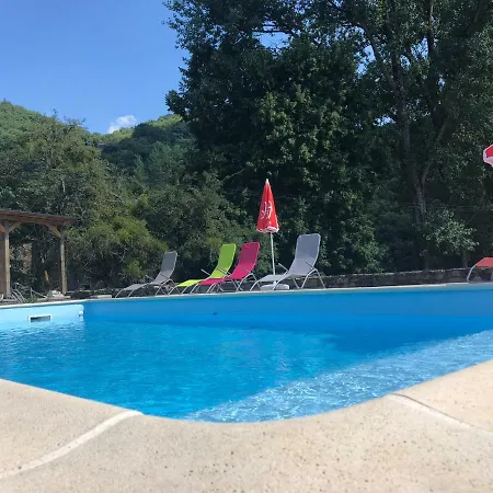 营地 Domaine L'ecrin Vert *