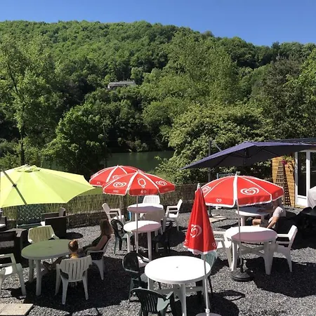 Domaine L'ecrin Vert 营地